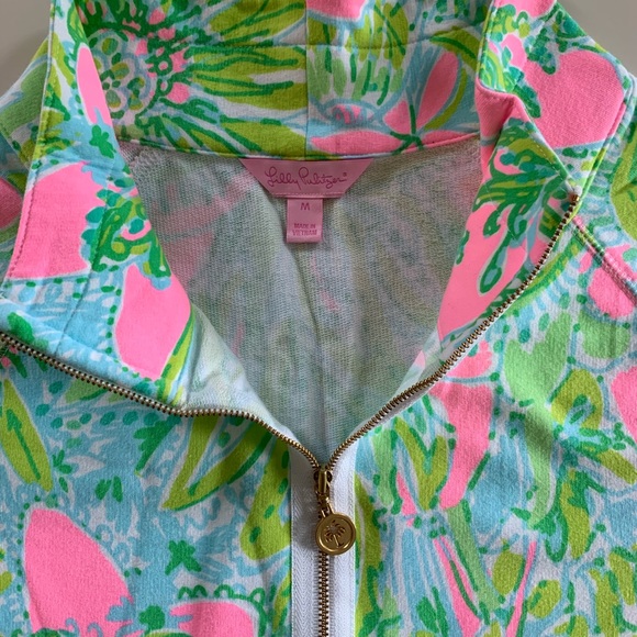 SOLD - Worn once size M Lilly Pulitzer popover - Picture 2 of 4